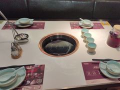 -洪氏嗨捞·猪肚鸡火锅(阳光天地店)