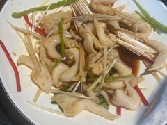 -五谷丰登农家院·地道胶东菜·海鲜烧烤(威海店)