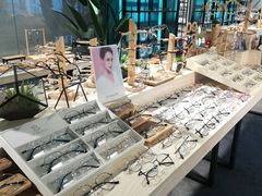 -Trend1881视光·蔡司视觉(领展广场店)