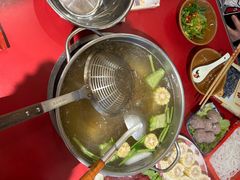 -潮汕·草根牛肉档(上海荟聚城市集市店)