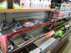 -全家便利店(东直门店)