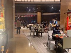 -惠州皇冠假日酒店·西餐厅·自助餐厅