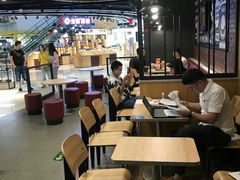大堂-汉堡王(下沙银泰店)