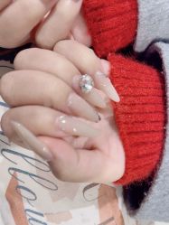 -花颜悦色款式美甲美睫