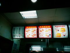 -华莱士·全鸡汉堡(柳州店)