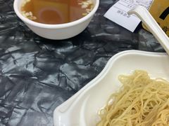 -燊意布拉肠云吞面(中山四路店)