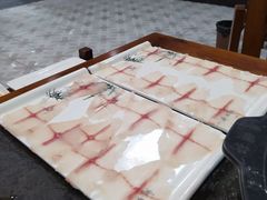 鲜鱼薄片-景明轩•养生酸汤鱼火锅 云贵鲜菌 现舂野果酸汤(王寨小区店)