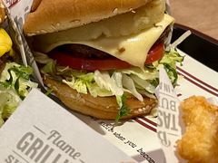-The Habit Burger Grill 哈比特汉堡(复兴soho店)
