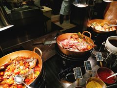 -圣丰索菲特·2 On 988 Café 自助餐厅