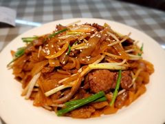 招牌干炒牛河-新大咀港式茶餐厅(宝山万达店)