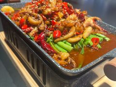 -肥肥虾庄·金牌油焖大虾(杨园滨江时代walk店)