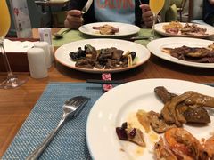 -济南香格里拉·咖啡泉自助餐厅