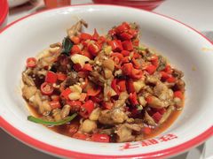 -铁胖子口碑长沙菜·龙虾烧烤(赤岗社区店)