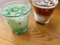 -蓝白咖啡馆(金山亭林店)
