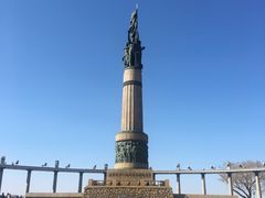 -人民防洪胜利纪念塔