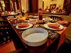 餐具摆设-Ministry of Crab(科伦坡店)