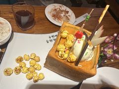 -苹果树下艺术餐厅(宋庄店)