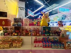 -名创优品(北京新中关购物中心地铁层店)