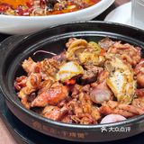 - 科技园附近新开了一家可以吃饭and打麻将的咖啡店