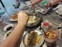-禄婶鸡煲·打边炉