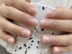 -爱纶美·美甲美睫半永久