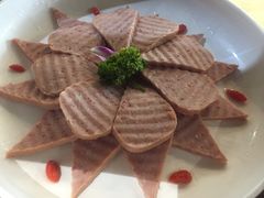 -何鲜菇火锅(大营盘店)