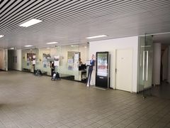 -杭州中沃沃尔沃4S店(滨江区店)