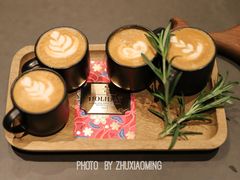 -星巴克臻选(上海合生汇1F店)