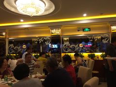 -喜乐餐厅•灯笼虾球首创者•本地小海鲜(二马路店)