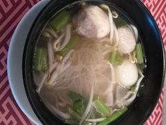 -Green Tree Rest. & Pub