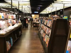 -诚品(信义店)