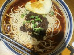 -聚合鑫东北熏酱熟食麻辣面(长阳店)