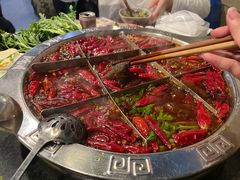 -洞亭火锅(防空洞总店)