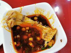 -烧哥美蛙肥肠鱼火锅·十五年社区店