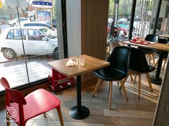 大堂-肯德基(珠峰店)