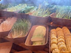 -牛YO寿喜烧·铁板烧和牛火锅自助(市府恒隆店)