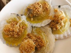 蒜蓉粉丝蒸扇贝-港畔赶海蒸汽海鲜烧烤自助(仙螺岛店)