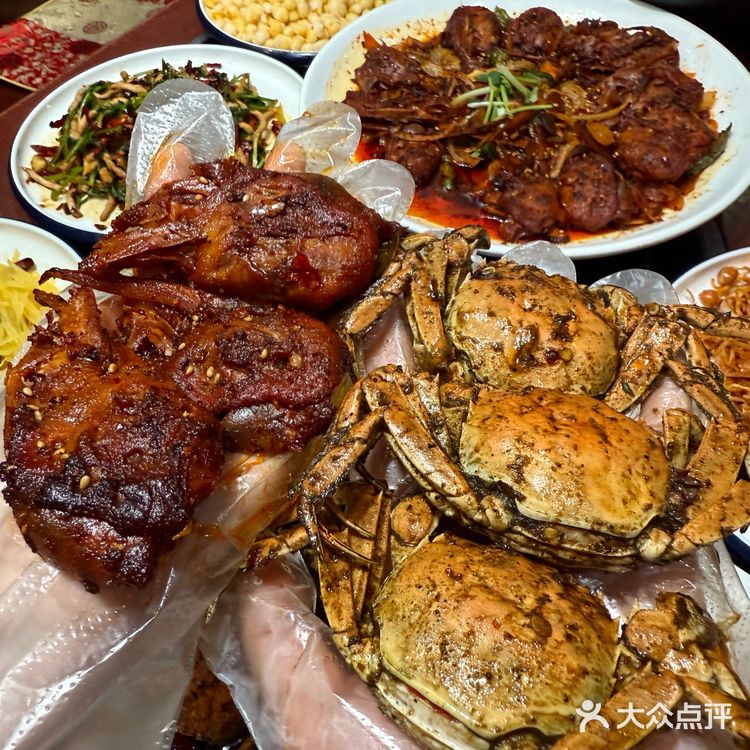 威海本地人才知道的店！！！ju香东北菜。。。 