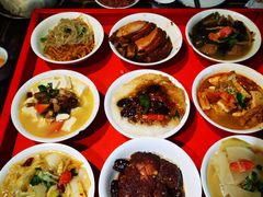 -蓝田九大碗民俗食府(蓝田店)