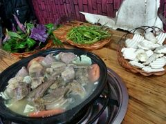 -阿婆情腊排骨火锅(金虹路店)