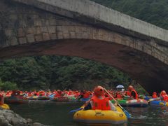 -安吉龙王山峡谷漂流