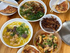-文山荷鲜居(翠湖店)
