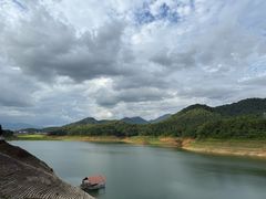 -孔雀湖生态旅游区