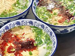 -伊穆祥牛肉面总店·清真