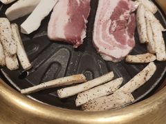 -Ant 蚂蚁洞烤肉·大营地(上海静安大悦城店)