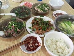 -谢老五跷脚牛肉·非遗传承店