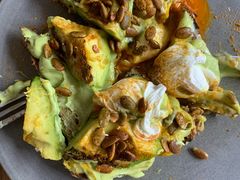 牛油果吐司-BOR Eatery(安福路店)