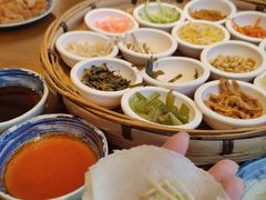 -包整·丝娃娃(一览甲秀楼风景店)