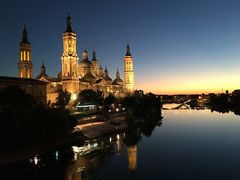 -皮拉尔圣母圣殿主教座堂