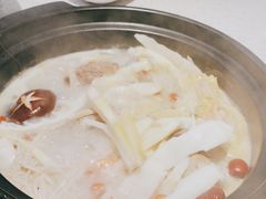 -三人行骨头王火锅(长寿店)